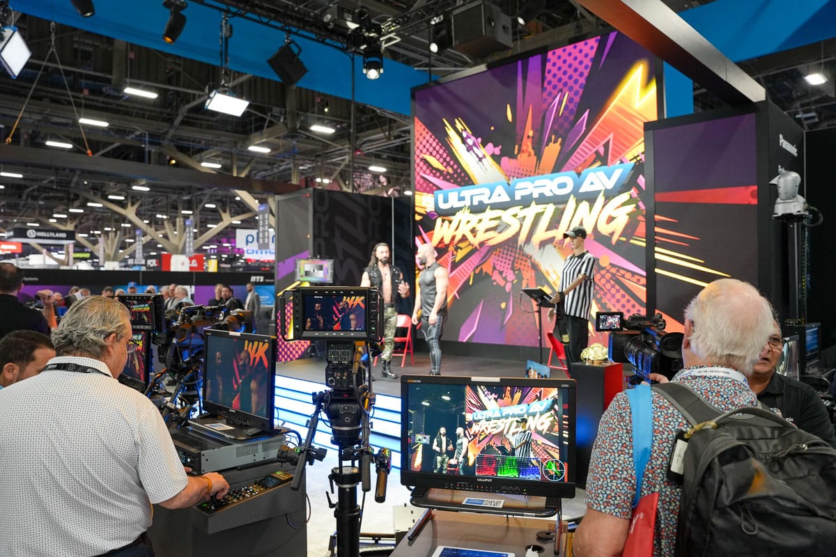 Panasonic-Stand auf der NAB 2025