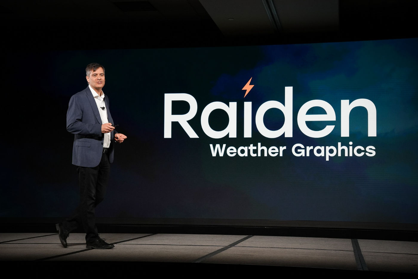 David Ross stellt auf der jährlichen NAB-Keynote die neuen Wetter-Grafiken von Raiden vor