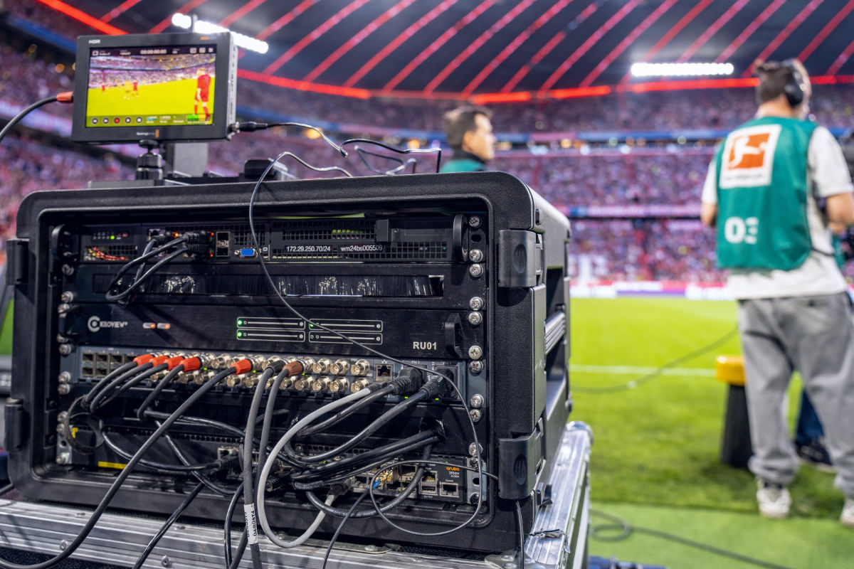 Technik-Rack zur Übertragung der RefCam-Bilder via 5G
