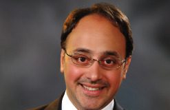 Klares Zeichen für mehr Kundennähe Klares Zeichen für mehr Kundennähe