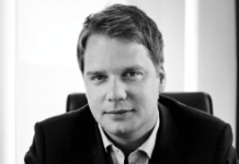 Auf dem Gas bleiben Auf dem Gas bleiben