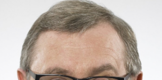 Wodka-Konzern verklagt Absolut Radio Wodka-Konzern verklagt Absolut Radio