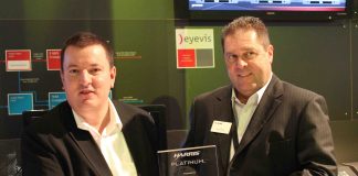 Harris bedankt sich bei Plazamedia Harris bedankt sich bei Plazamedia