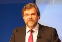 Zuwächse bei Breitbandinternet und Digital TV Zuwächse bei Breitbandinternet und Digital TV