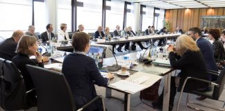 hr-Haushaltsplan mit 90 Mio. Euro Fehlbetrag hr-Haushaltsplan mit 90 Mio. Euro Fehlbetrag