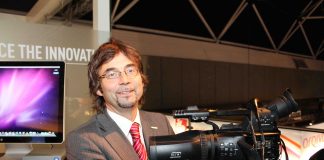 Panasonic präsentiert 4/3-Zoll HD-Camcorder Panasonic präsentiert 4/3-Zoll HD-Camcorder