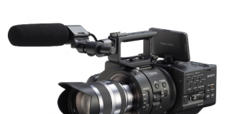 4K-Ready-Camcorder mit Full HD-Super-Slow-Motion 4K-Ready-Camcorder mit Full HD-Super-Slow-Motion