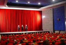 112 Leinwände mit Medienboard-Hilfe digitalisiert 112 Leinwände mit Medienboard-Hilfe digitalisiert