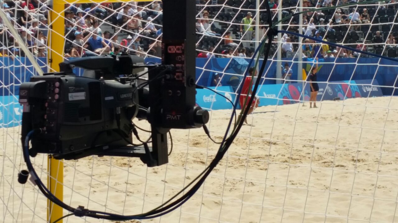 Grass Valley LDX-Kamera beim Beach Soccer Wettbewerb