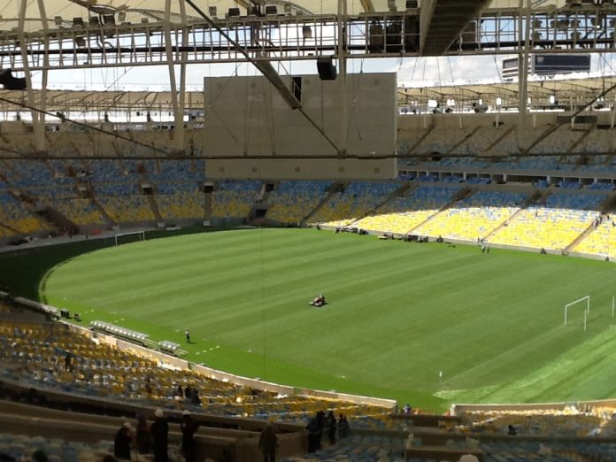 GLD-Mischpulte im Maracana-Stadion