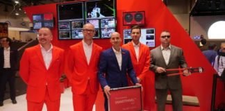 Riedel präsentiert neues Smartpanel Riedel präsentiert neues Smartpanel