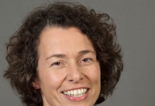 Beatrice Kramm leitet die Polyphon Beatrice Kramm leitet die Polyphon