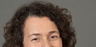 Beatrice Kramm leitet die Polyphon Beatrice Kramm leitet die Polyphon