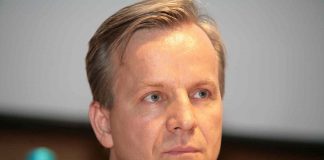 Englert wird MHMK-Honorarprofessor Englert wird MHMK-Honorarprofessor