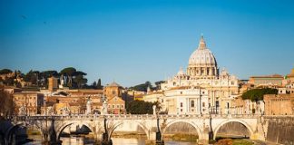 NHK kooperiert mit Eutelsat beim Start des ersten weltweiten 8K TV-Senders NHK kooperiert mit Eutelsat beim Start des ersten weltweiten 8K TV-Senders