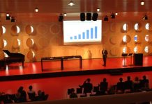 Stuttgarter Kongress diskutiert Disruption in den Medien Stuttgarter Kongress diskutiert Disruption in den Medien