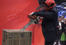 Riedel packt die Kettensäge aus Thomas Riedel