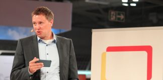 Deutsche TV-Plattform startet UHDR-Infoportal Stefan Kunz von Sky Deutschland erläuter das neue UHDR-Portal der deutschen TV-Plattform ©EMpress