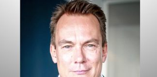 Hellgardt bleibt Riverside Entertainment-Geschäftsführer Rolf Hellgardt