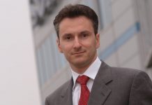 Das Streben nach Effizienz und Flexibilität Das Streben nach Effizienz und Flexibilität