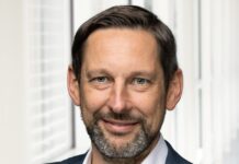 Matthias Eckert übernimmt AGF-Vorsitz hr-Medienforscher Matthias Eckert, neuer Vorsitzender der AGF-Gesellschafterversammlung