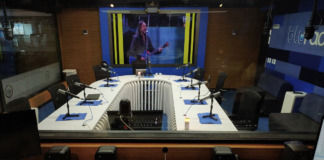 Blu Radio renoviert Studio und setzt auf DHD audio Technik Hauptstudio von Blu Radio