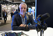 Martin Olff wechselt von Lawo zu EVS Martin Olff im Podcast-Studio von mebulive auf den Hamburg Open