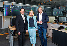 NDR, Radio Bremen und MDR: Gemeinsame Sendeabwicklung Intendantenbesuch in der Sendeabwicklung NordOst am 23.04.2024 beim MDR in Leipzig Im Bild (v.l.): MDR-Intendant Ralf Ludwig, Radio Bremen-Intendantin Dr. Yvette Gerner und NDR-Intendant Joachim Knuth