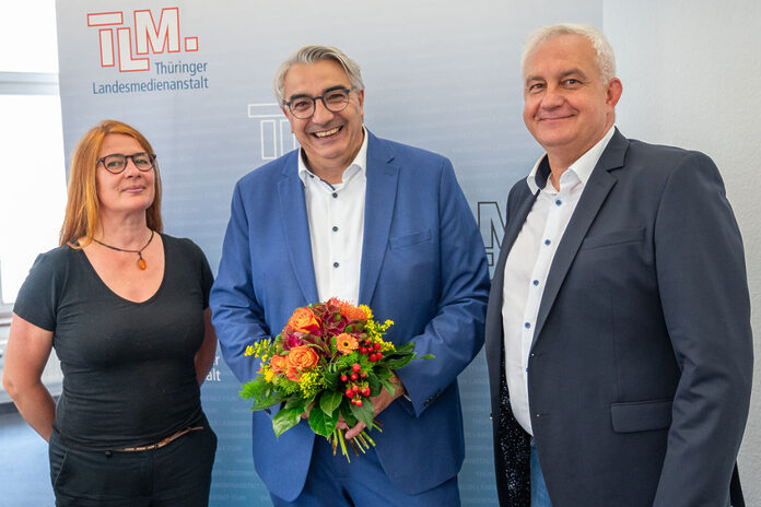 22_Foto Birckner_Fasco_Lemme_copyright TLM v. l. n. r.: Ute Birckner (Stellvertretende Versammlungsvorsitzende), Jochen Fasco (TLM-Direktor) und Steffen Claudio Lemme (Stellvertretender Versammlungsvorsitzender)