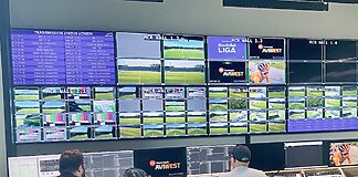 Dänemarks höchste Fußballliga setzt künftig auf Remote-Produktion Remote-Studio von Matchday Production in Kopenhagen