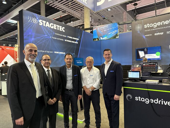 STAGETEC-HASOUB-Partnerschaft: Saed Albanna, Fathi Abdulmotalab, Wolfgang Salzbrenner, Norbert Bau, Craig Newbury (v.l.n.r.) ©STAGETEC