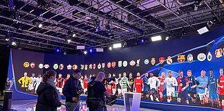Mammut-Produktion für die Champions League Champions League-Show von DAZN im briX|woRk.studio von PLAZAMEDIA ©em-press