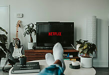 ABR: Adaptive Bitrate Streaming einfach erklärt Adaptive Bitrate Streaming (ABR) Symbolbild