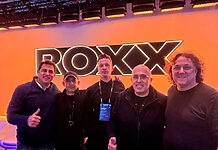 ROXX setzt auf Procom als Partner für den Golfraum (v.l.n.r.): Rami Harfouch, General Manager Procom; Charbel Zoghbi, Commercial Director Procom; Michael Staffopoulos, Global Business Development Manager ROXX; Raja Harfouche, CEO Procom; Michael Herweg, Geschäftsführer ROXX