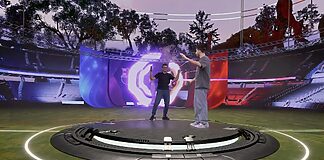 Virtuelles TikTok-Live-Studio mit Vizrt-XR-Technologie TikTok-Live-Studio von blinx Media arbeitet mit XR/AR-Technologie von Vizrt ©Vizrt