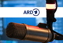 ARD-Radiostrategie: Intendanten beschließen Kürzungen und Kooperationen ARD Radio Symbolbild (ARD Logo und Mikrofon)