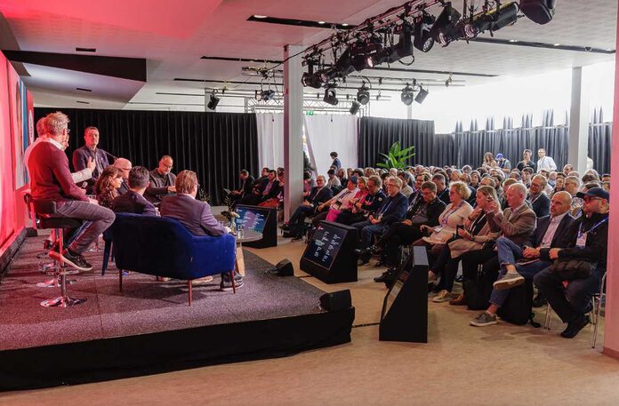 Paneldiskussion aus dem IBC-Konferenzprogramm 2024.