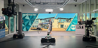 KST Innovation Center: Neue UHD++ LED-Wand in Studio A Studio A von KST Moschkau