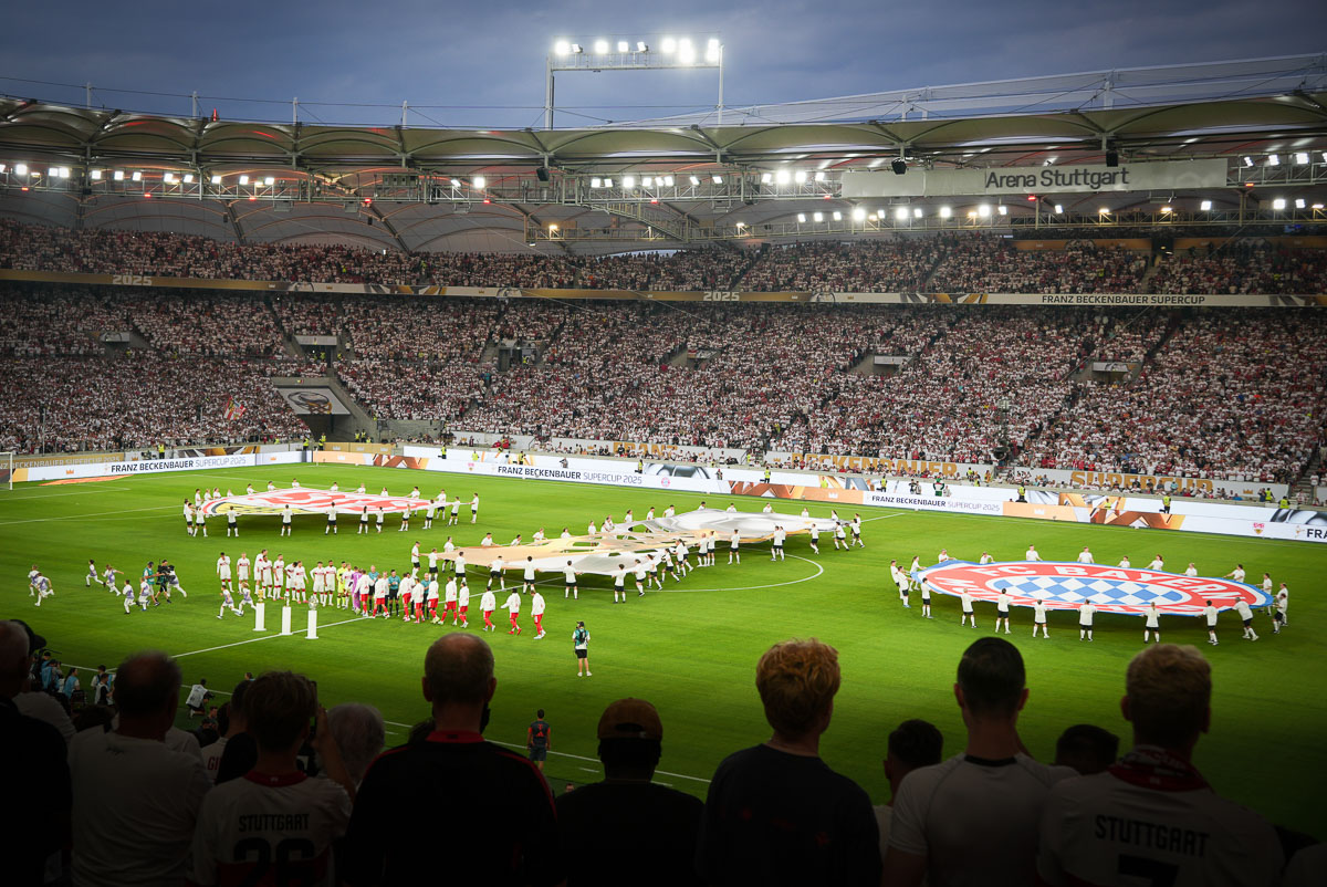 Stadionatmosphäre beim Supercup 2025