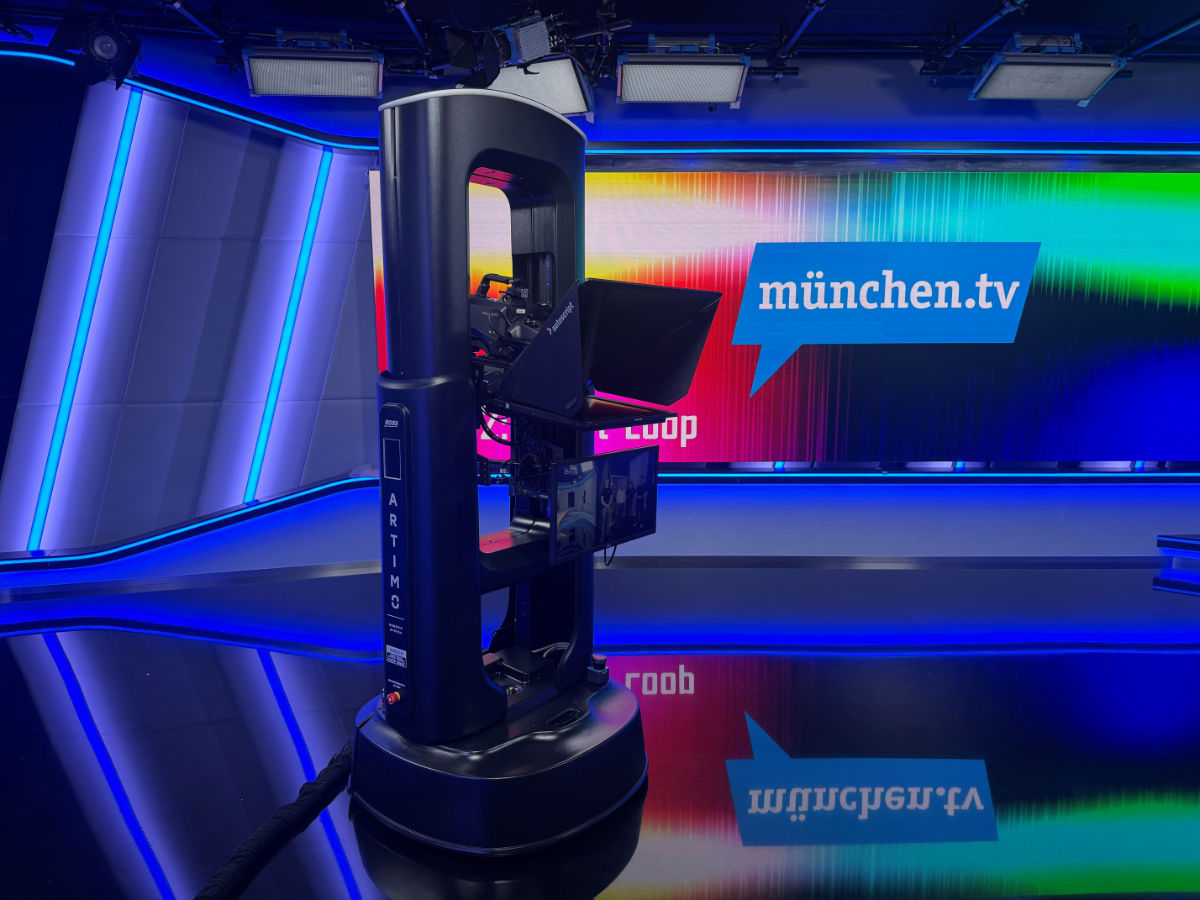 Kameraroboter Artimo im Studio von münchen.tv
