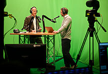 „Content ist heute Teil unserer nationalen Identität“ Dr. Frank Hoffmann von Qvest im Gespräch mit mebucom-Chefredakteur Niklas Eckstein